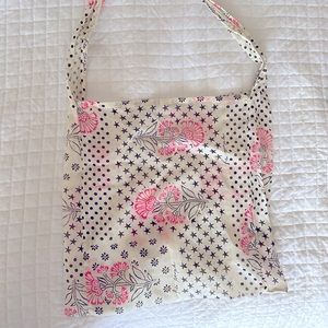 Free People lightweight medium tote